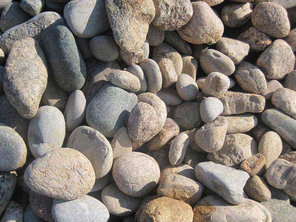 河南河卵石破碎機(jī)廠家好評(píng)如潮，靠的是什么？